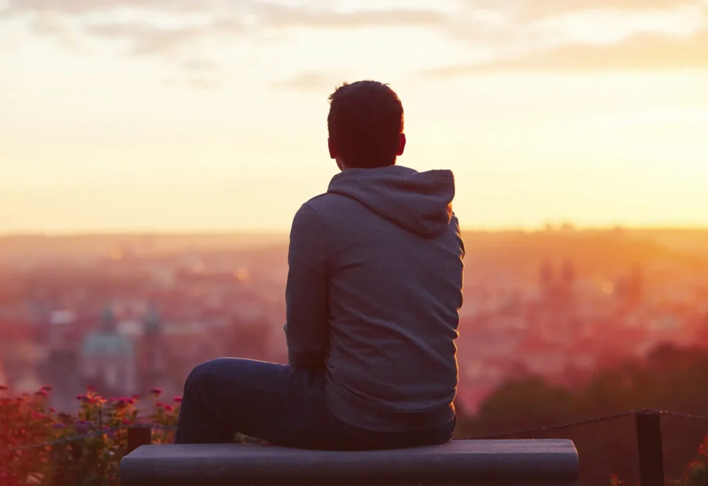 Samotność w pracy to duży problem / Fot. Jaromir Chalabala, Shutterstock.com